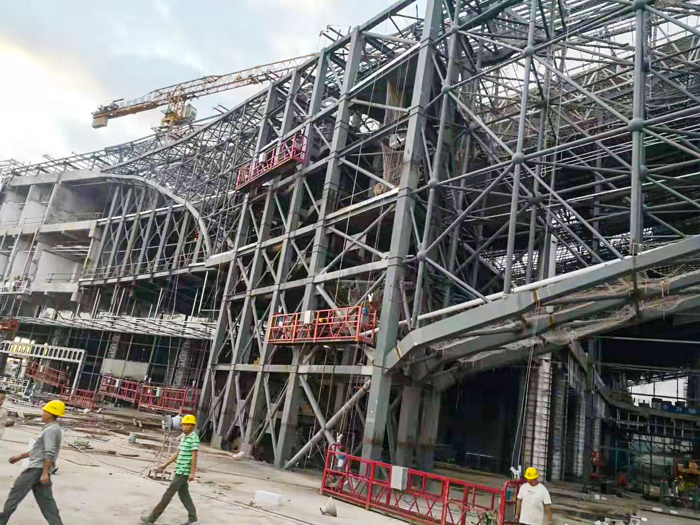 鋼結構使用環氧富鋅底漆