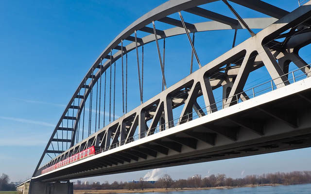 丙烯酸聚氨酯面漆工程應用