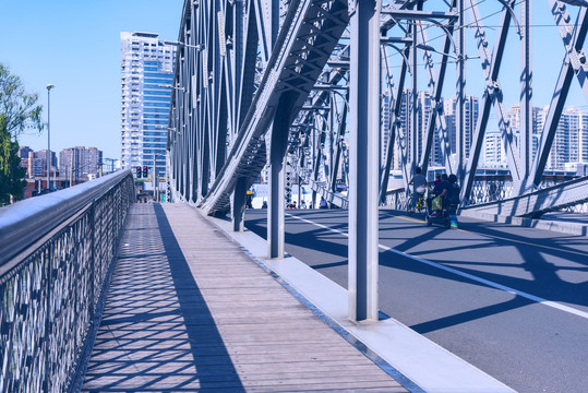 水性丙烯酸聚氨酯面漆